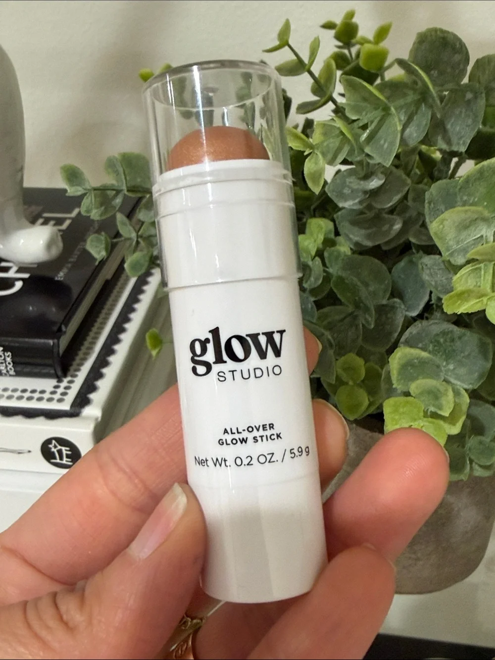 Glow Studio All-Over Glow Stick